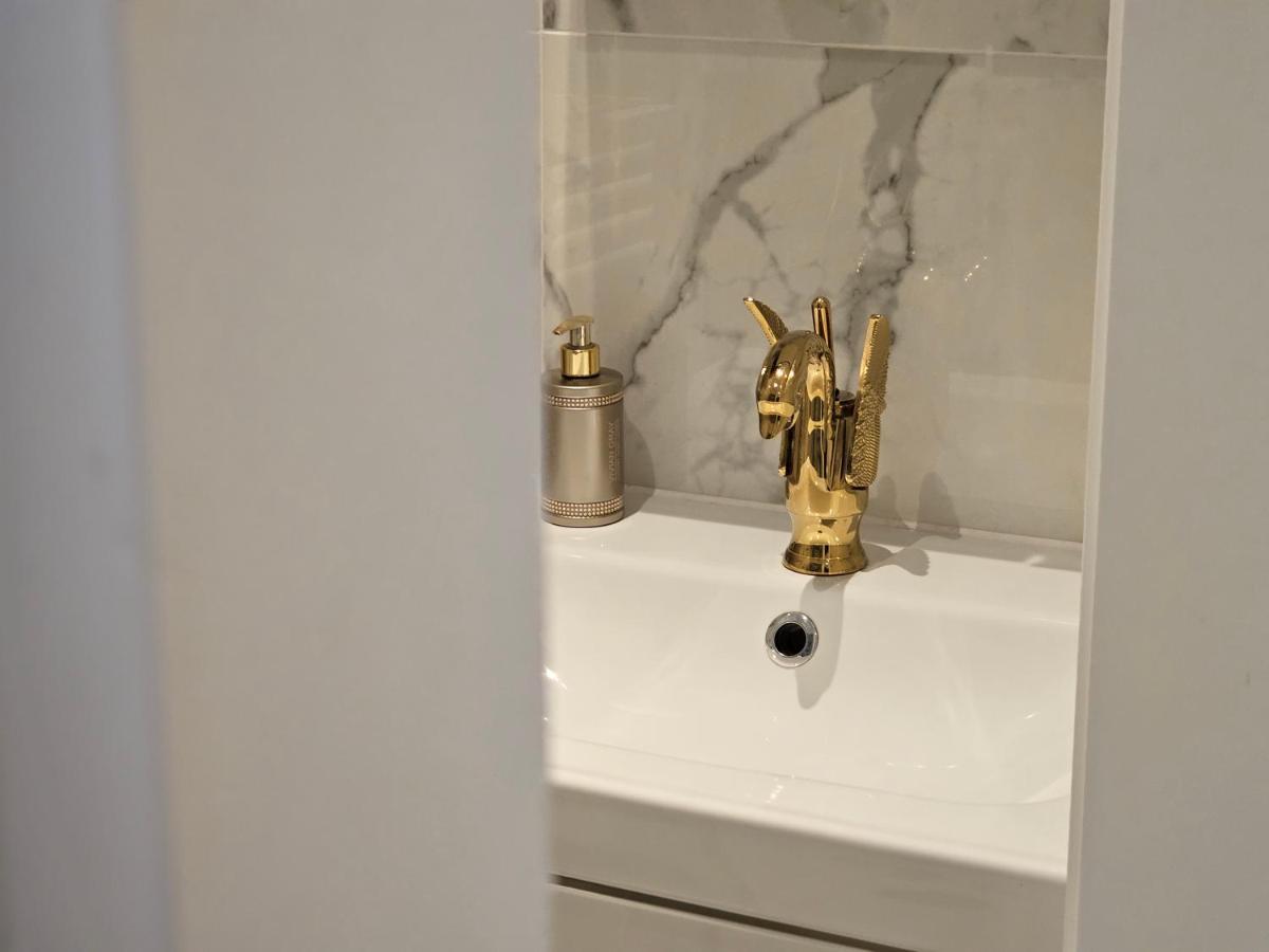 Apartment Herz Von Mariahilfer Wien